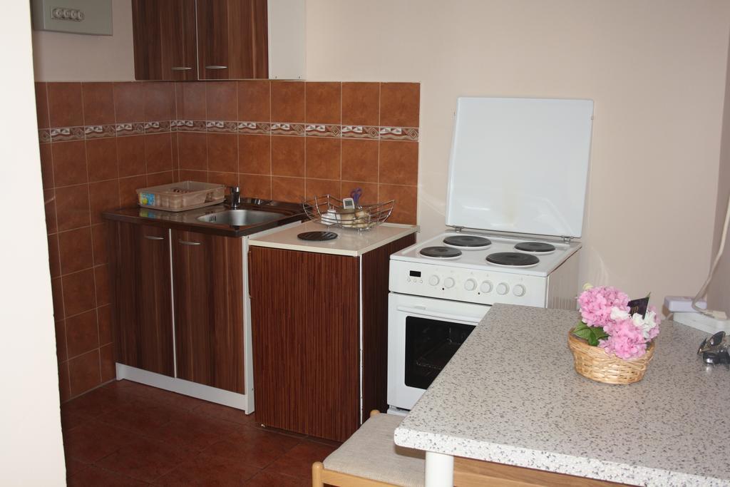 Apartments Ant Будва Стая снимка